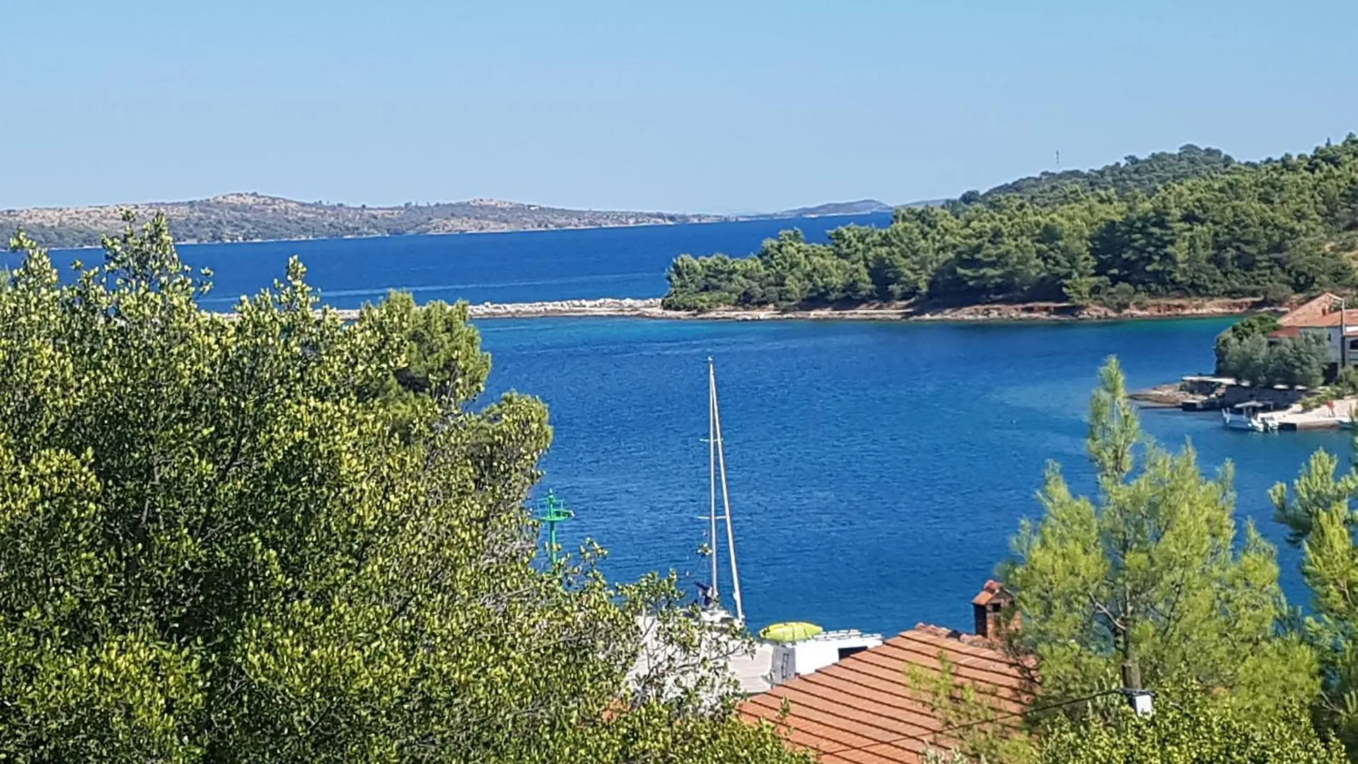 Extra Spacious Seaview Apartments Close To The Beach, With Large Terraces And Free Wi-Fi & Ac & Bbq & Parking Space Sali 0*,  Kroatien